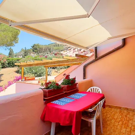 Apartamento Cala Rossa Pool & Nature *